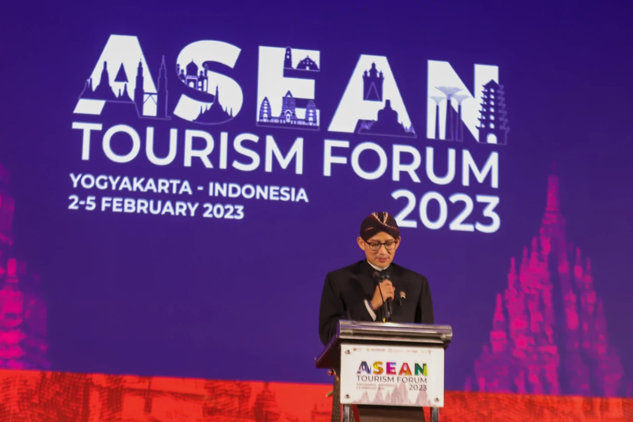 Laos Jadi Tuan Rumah...
