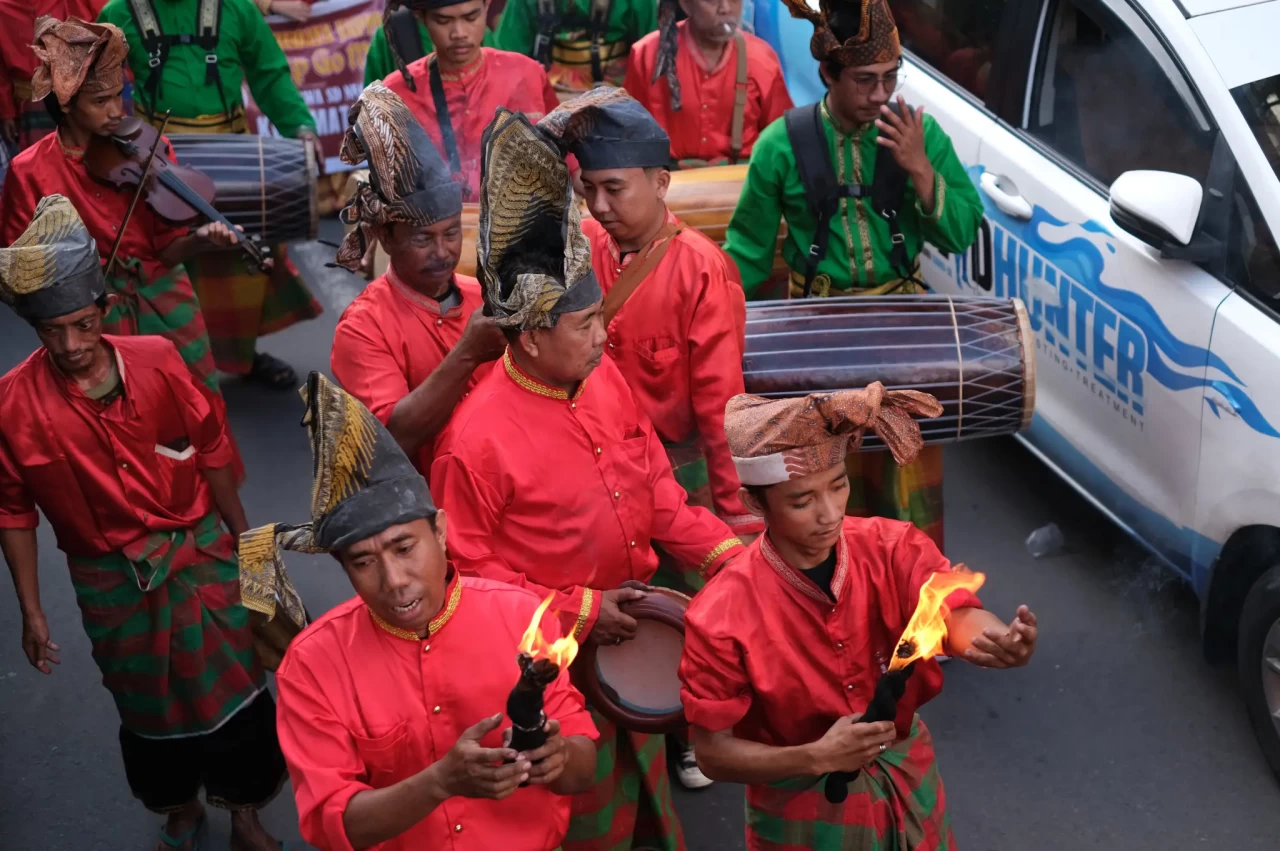 Parade Budaya Perayaan...