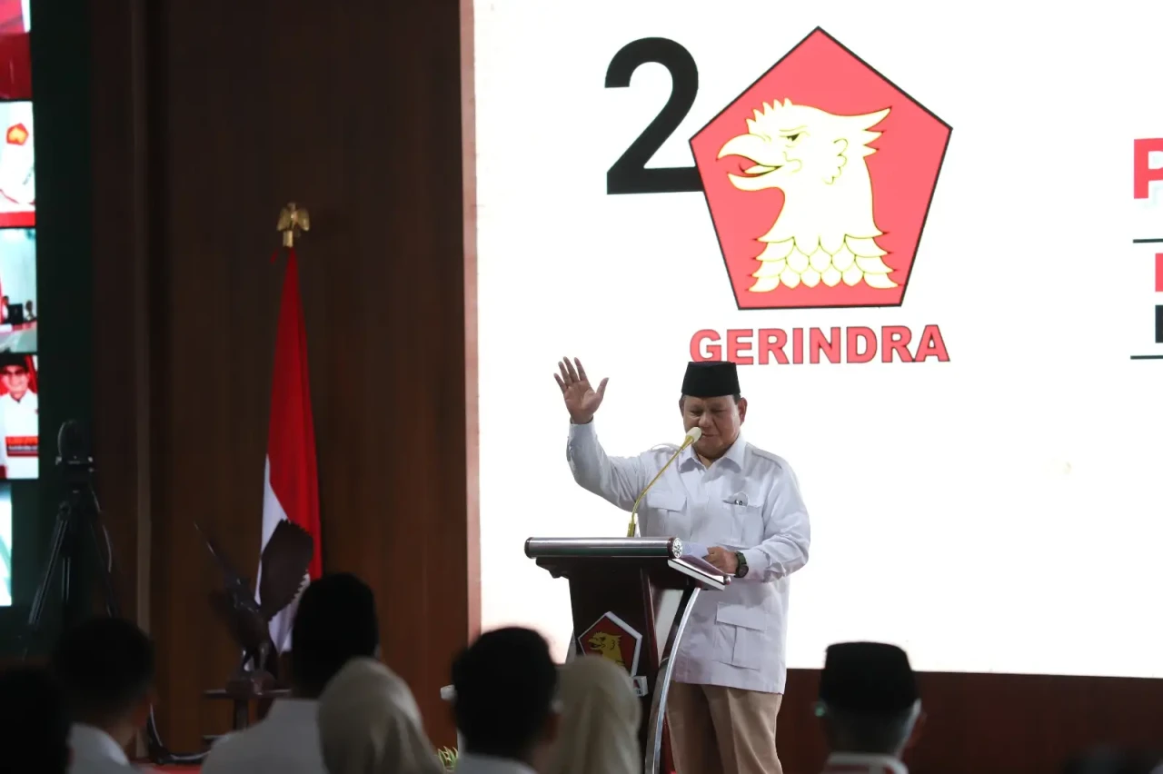 Prabowo Subianto Hadiri...