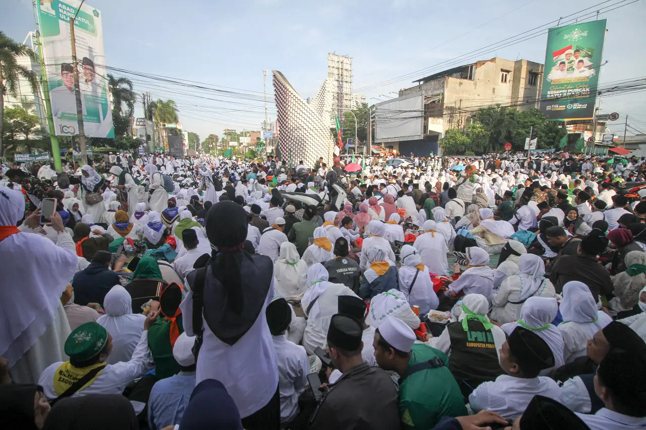Rangkaian Resepsi Puncak...