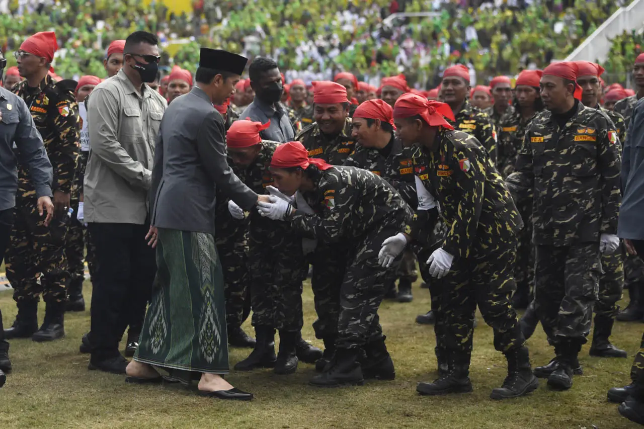 Presiden Jokowi Hadiri...