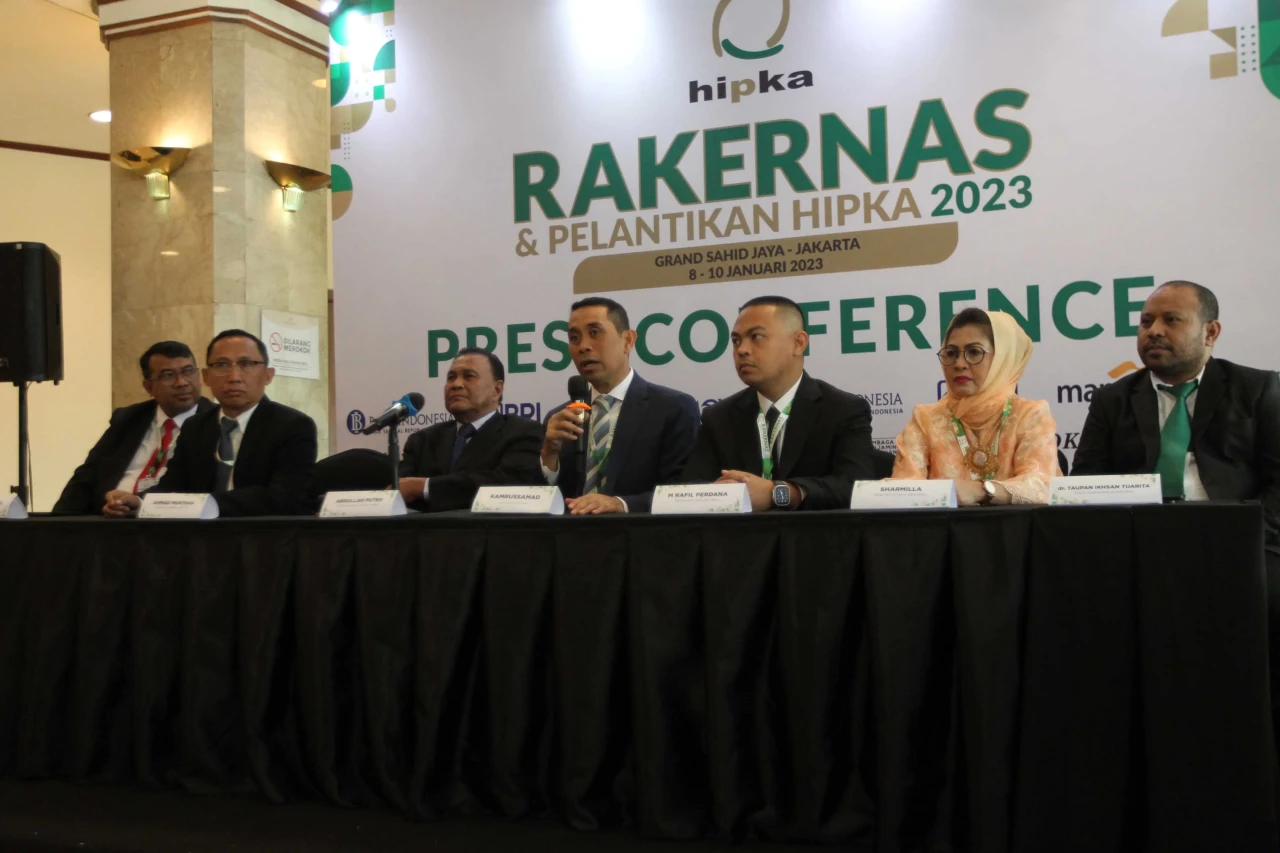 Rakernas dan Pengukuhan...
