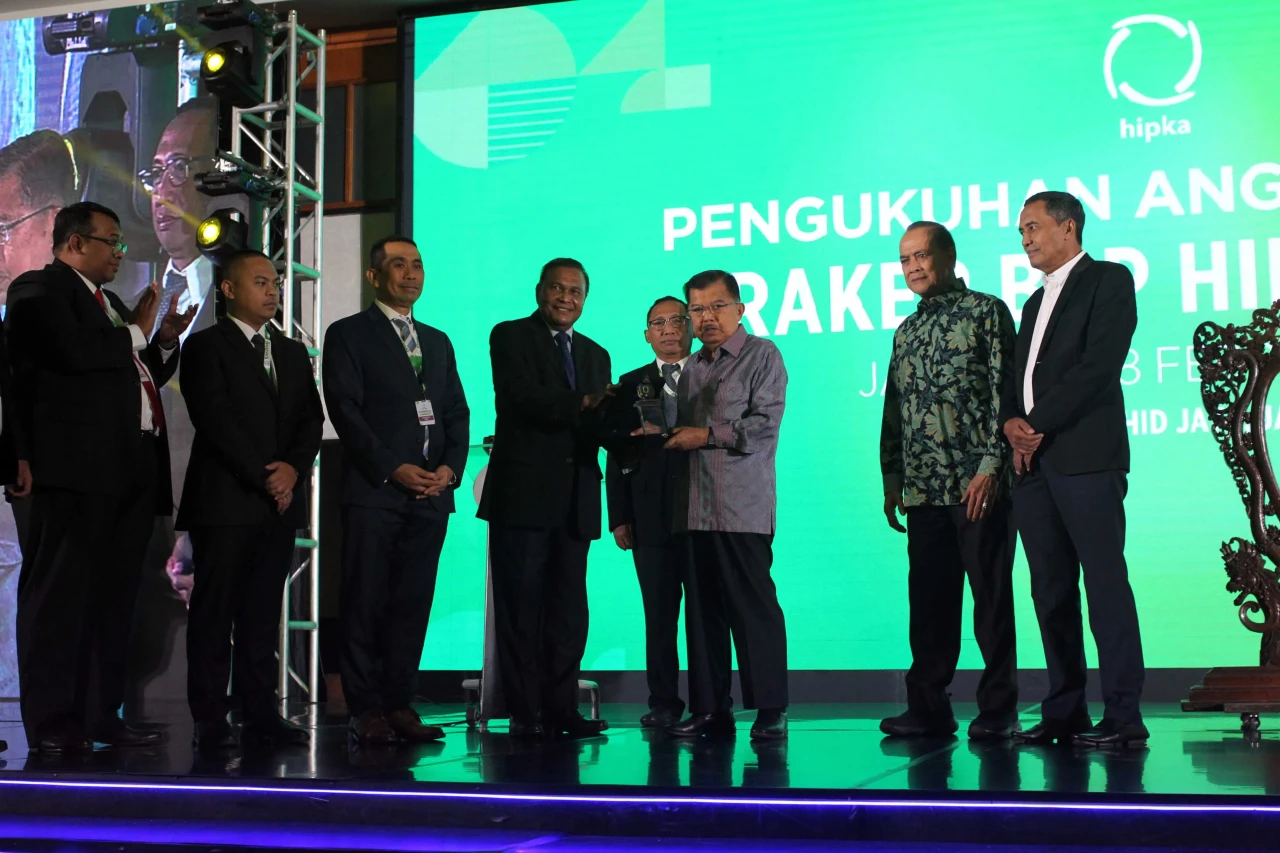 Rakernas dan Pengukuhan...