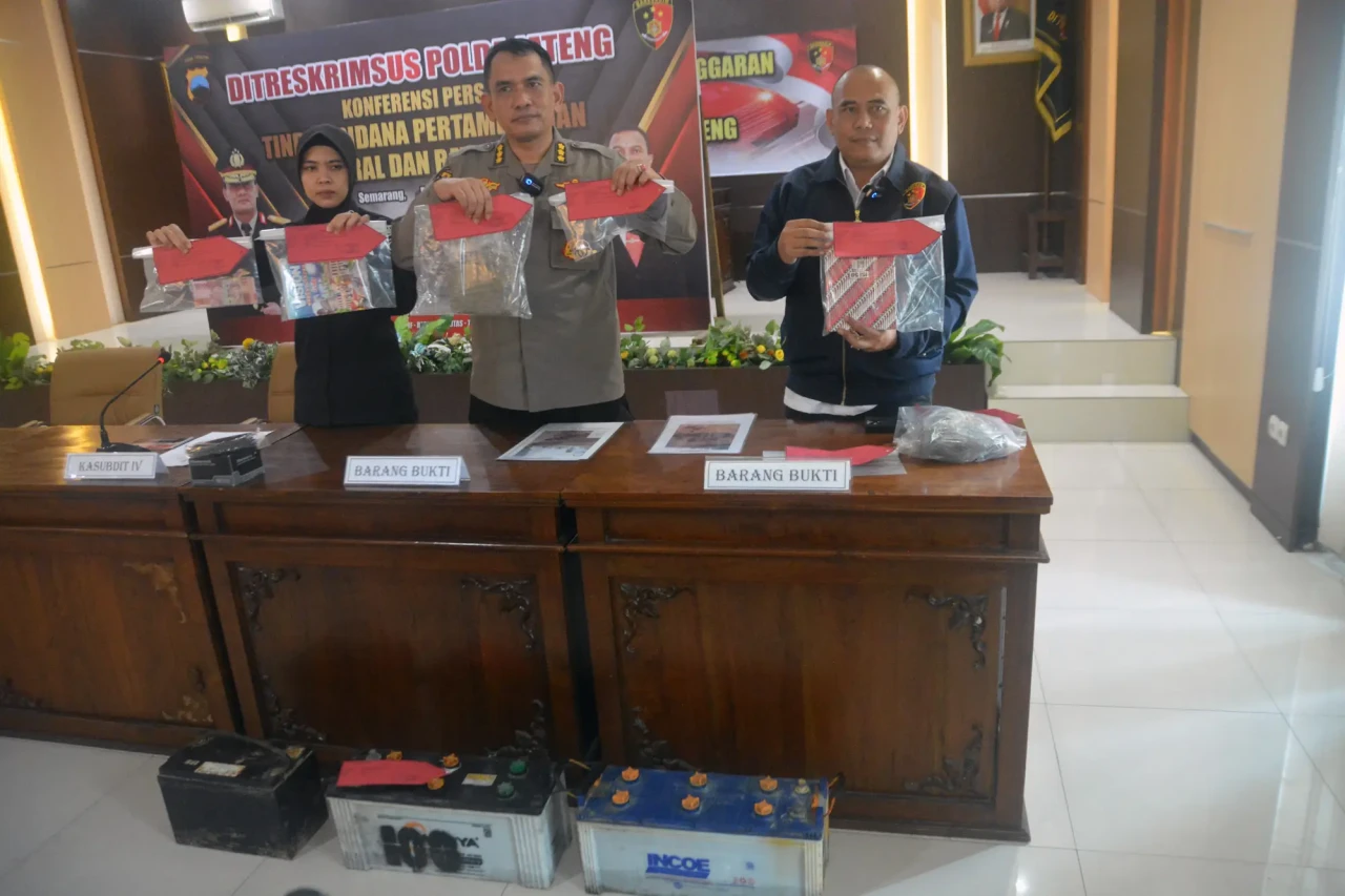 Polda Jateng Tutup 2...