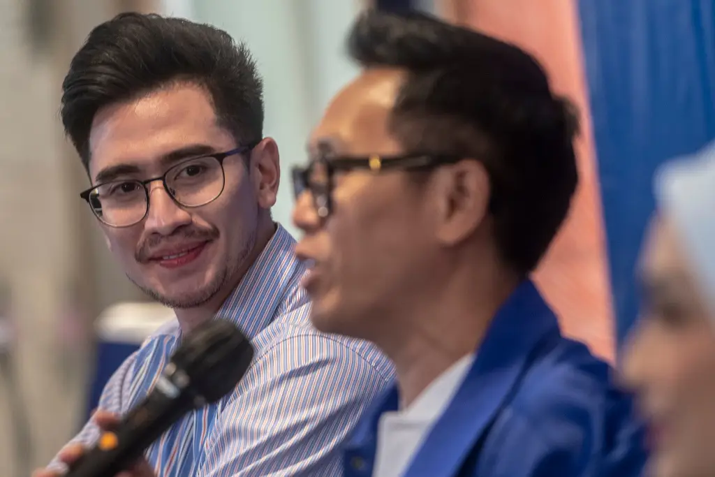 Varrel Bramasta Resmi...
