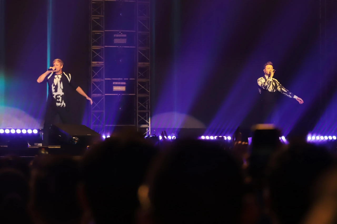 Kemeriahan Konser Westlife...