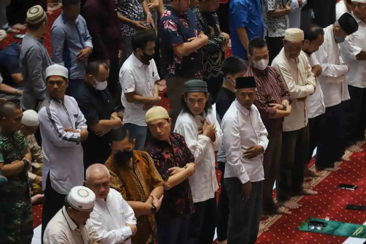 Salat Gaib di Masjid...