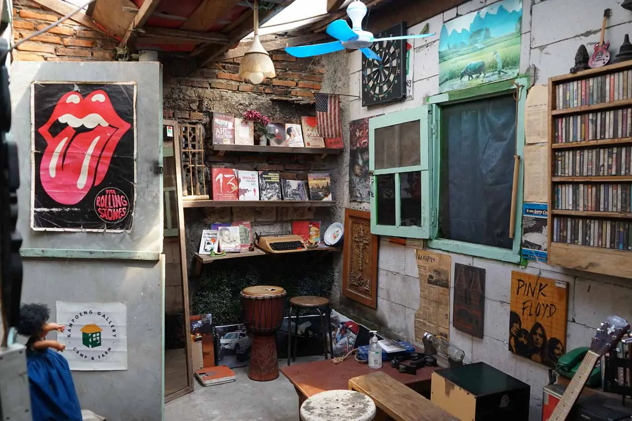 Kampoeng Gallery, Tempat...