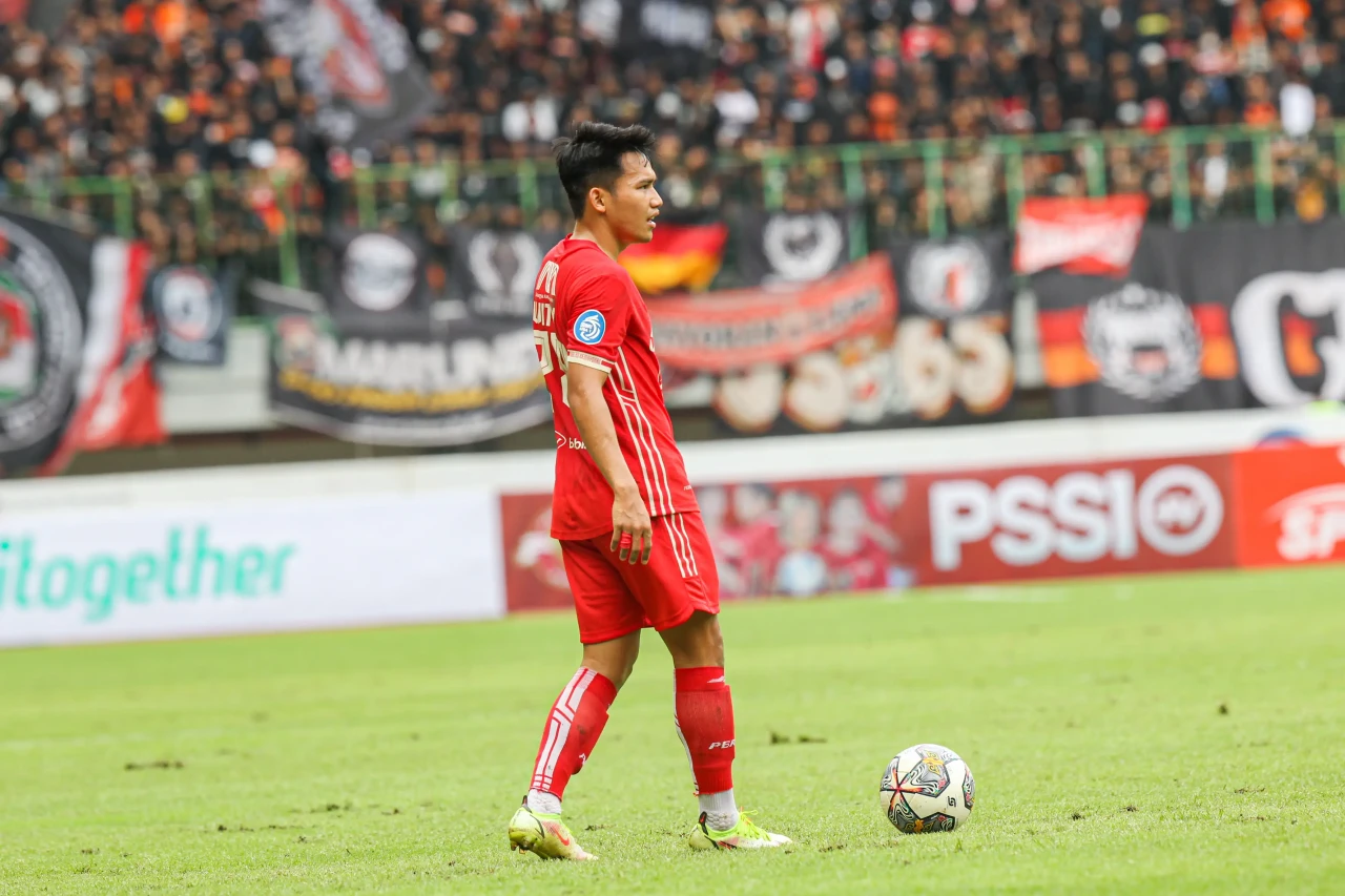 Debut Witan Sulaeman...