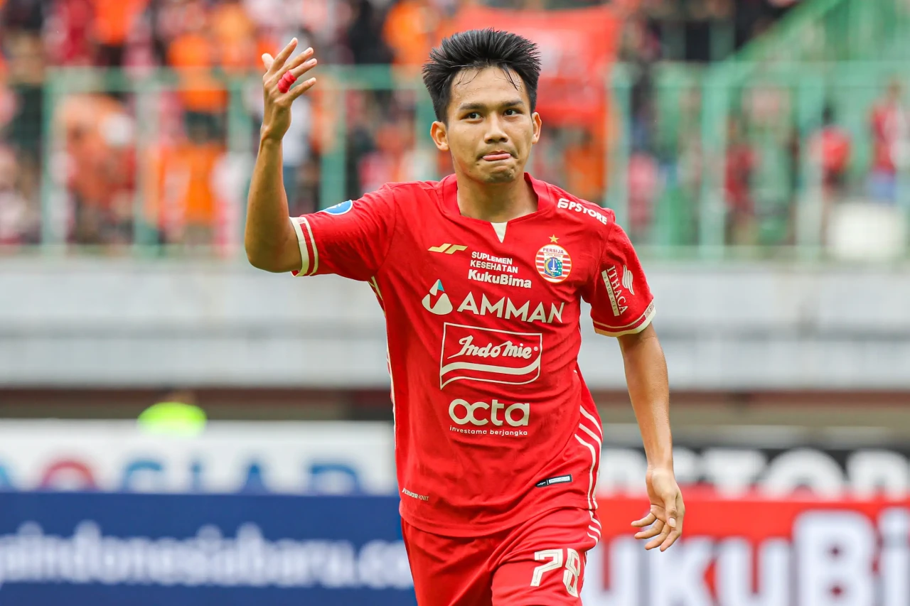 Debut Witan Sulaeman...