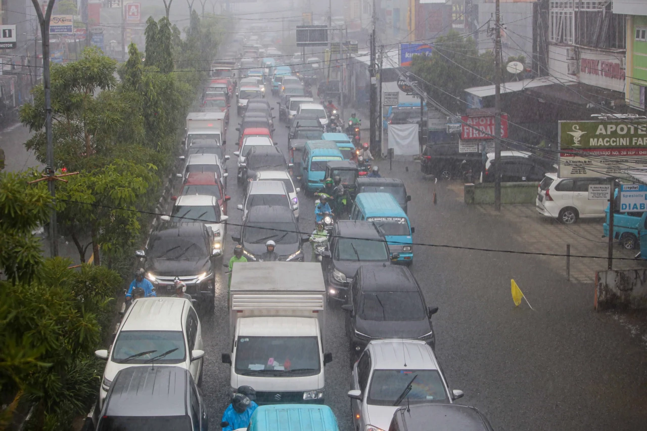 Banjir Kepung Kota Makassar