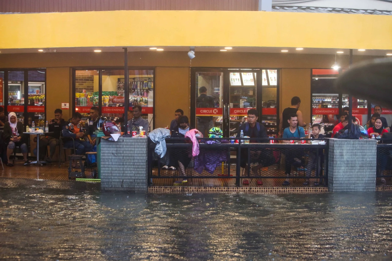 Banjir Kepung Kota Makassar