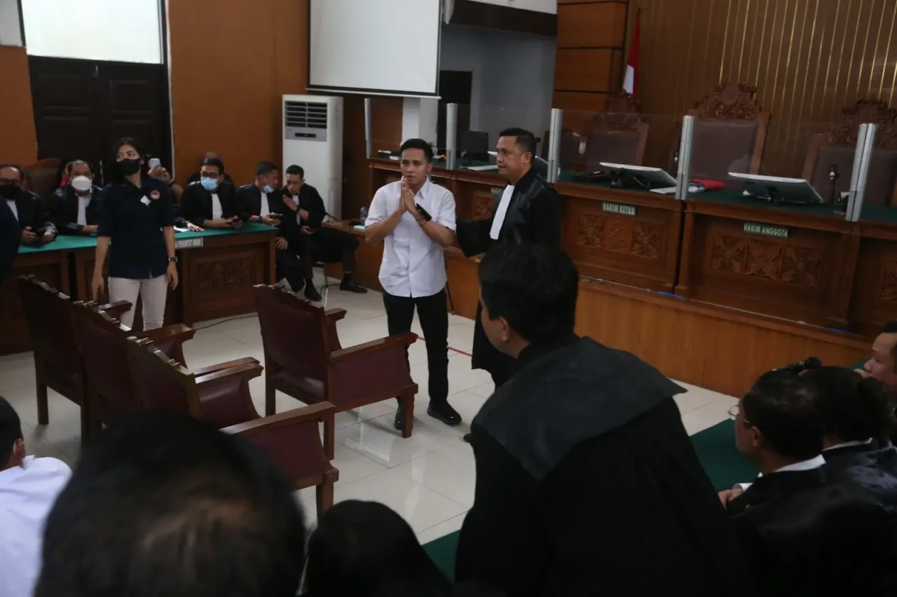 Bikin Haru, Begini Momen...