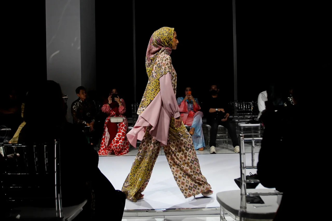 Mandjha Hijab Karya...