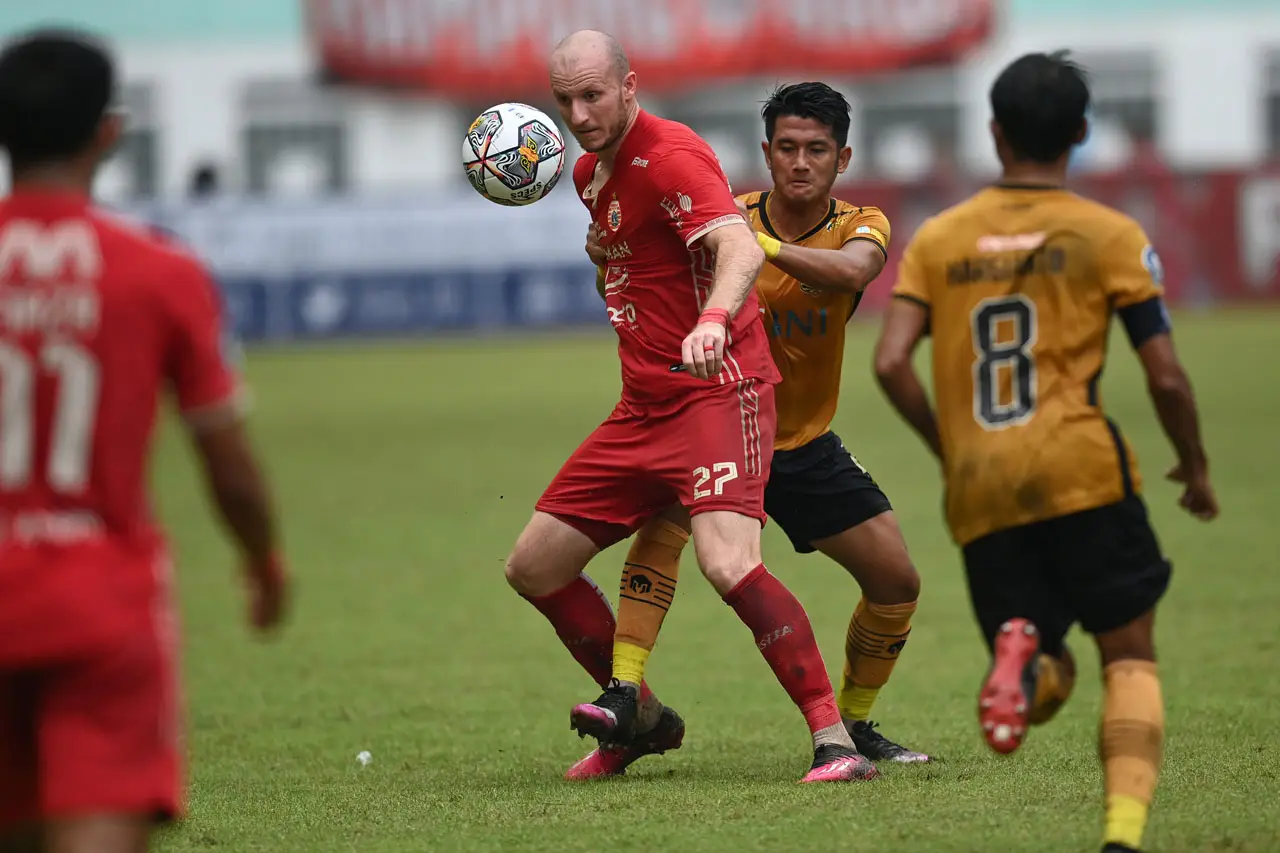 Bhayangkara FC Sikat...