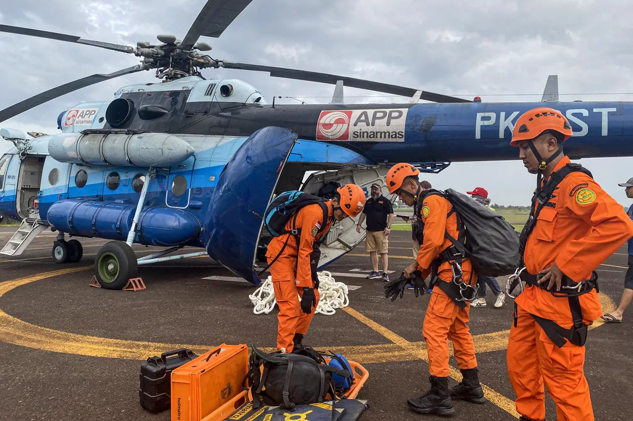 Evakuasi Helikopter...