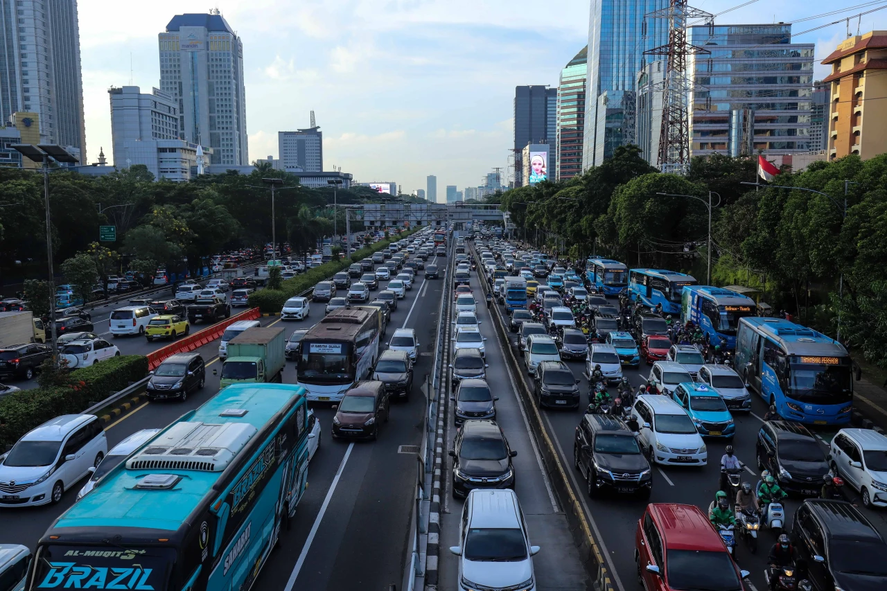 Jakarta Tempati Posisi...