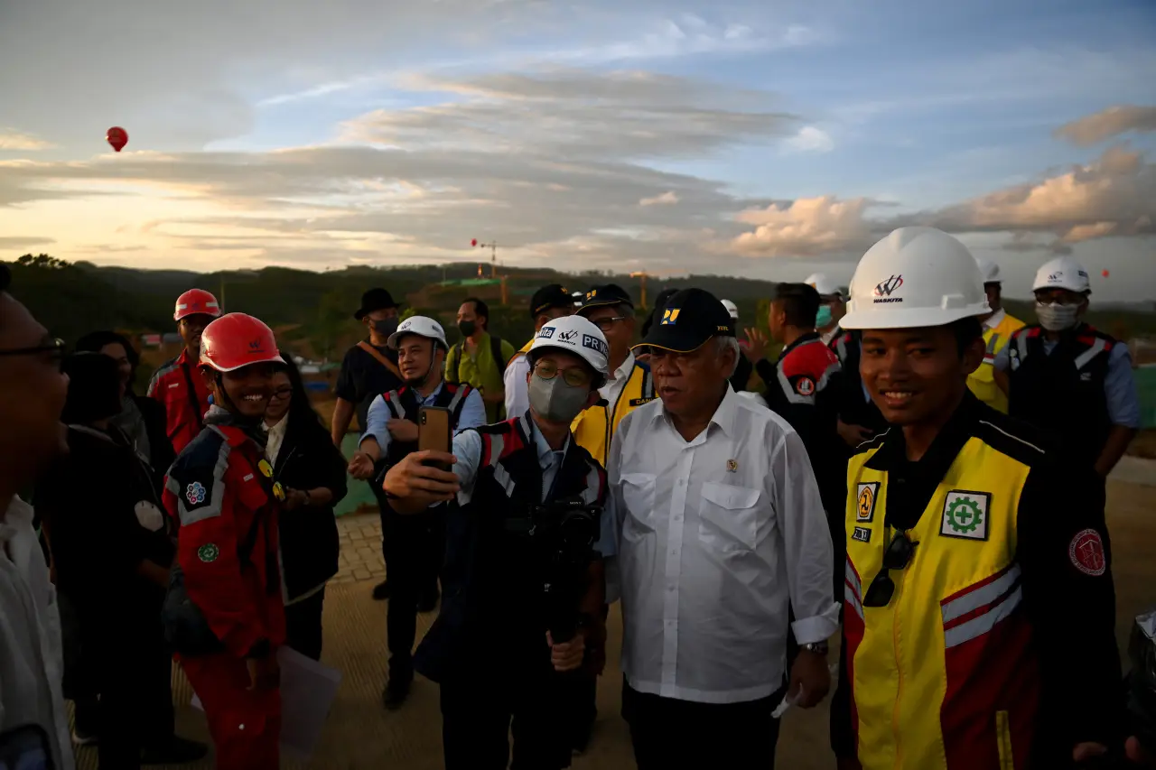 Menteri PUPR Basuki...