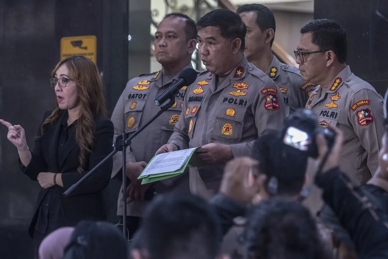Hasil Putusan Sidang...