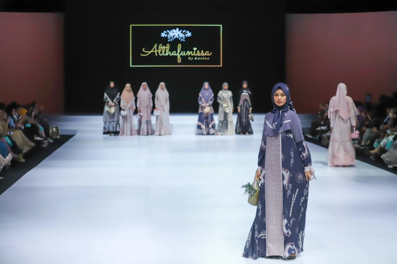 Potret Busana Muslim...