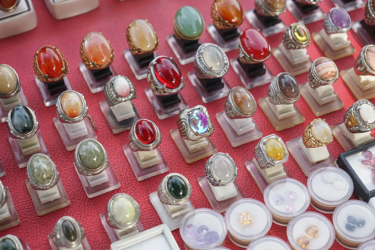 Jakarta Gems Center,...