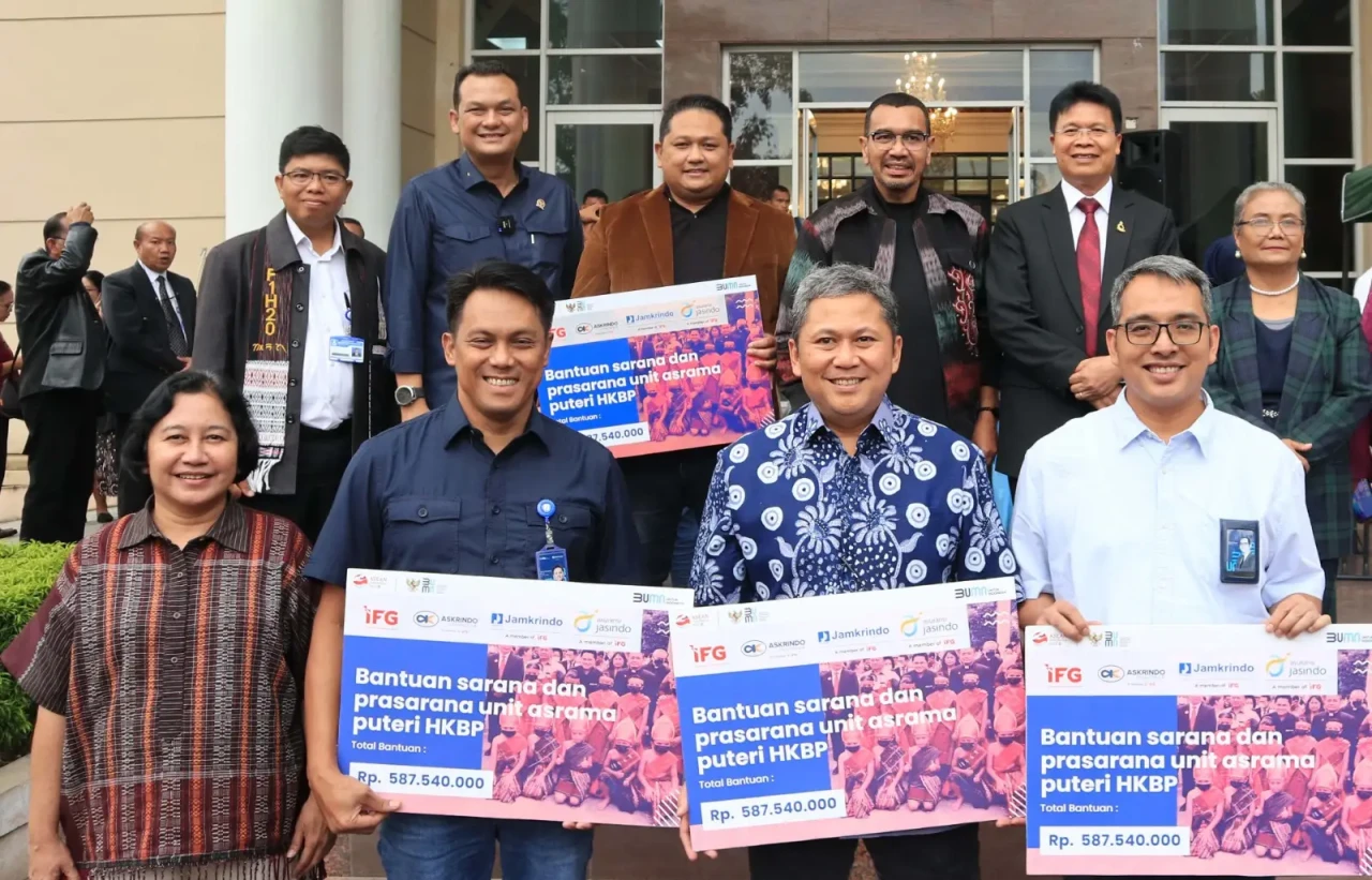 Bantuan Sosial untuk...