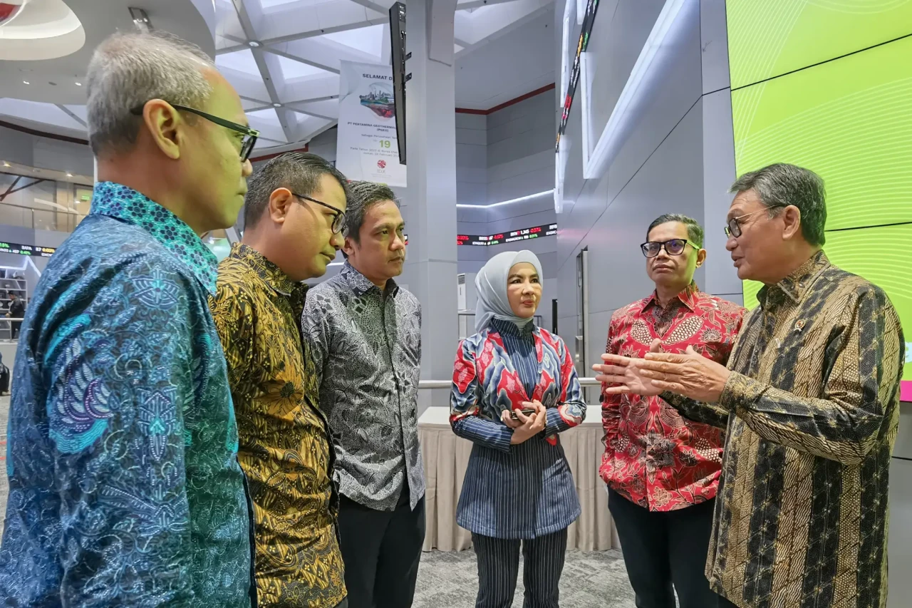 Pencatatan Perdana Saham...