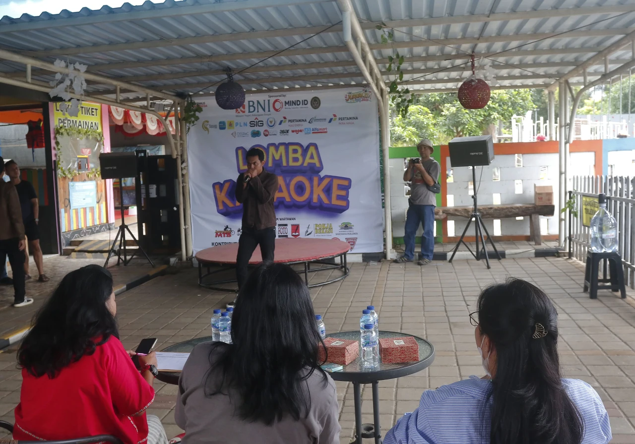 Sambut Hari Pers Nasional,...