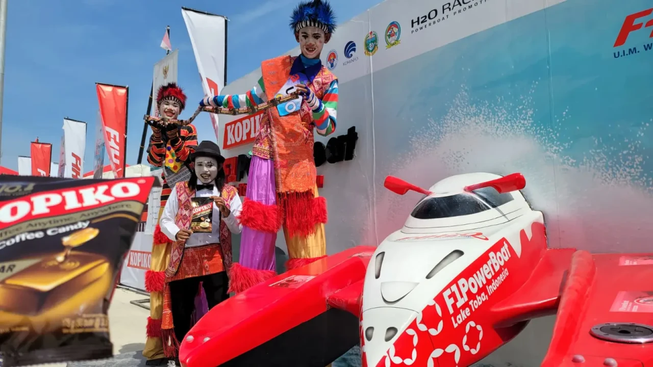 Keseruan Ajang F1 Powerboat...