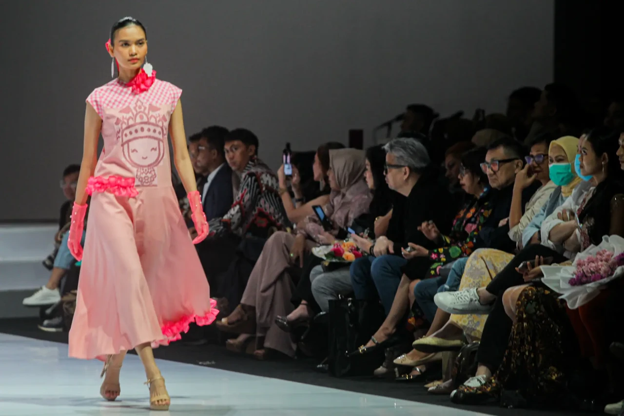 Serba Pink, Intip Koleksi...