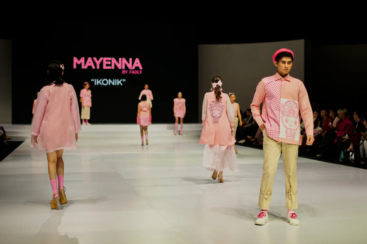 Serba Pink, Intip Koleksi...