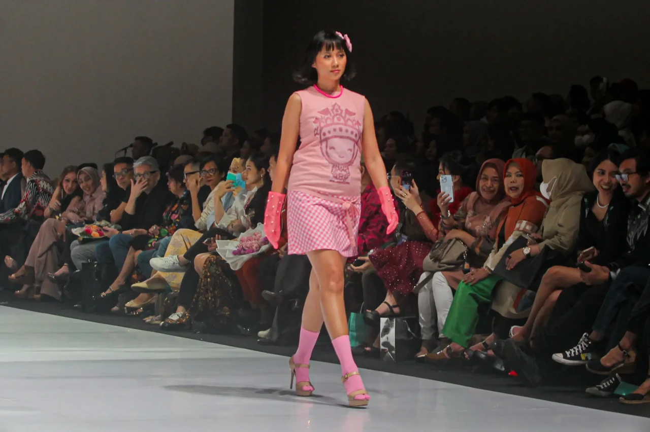 Serba Pink, Intip Koleksi...