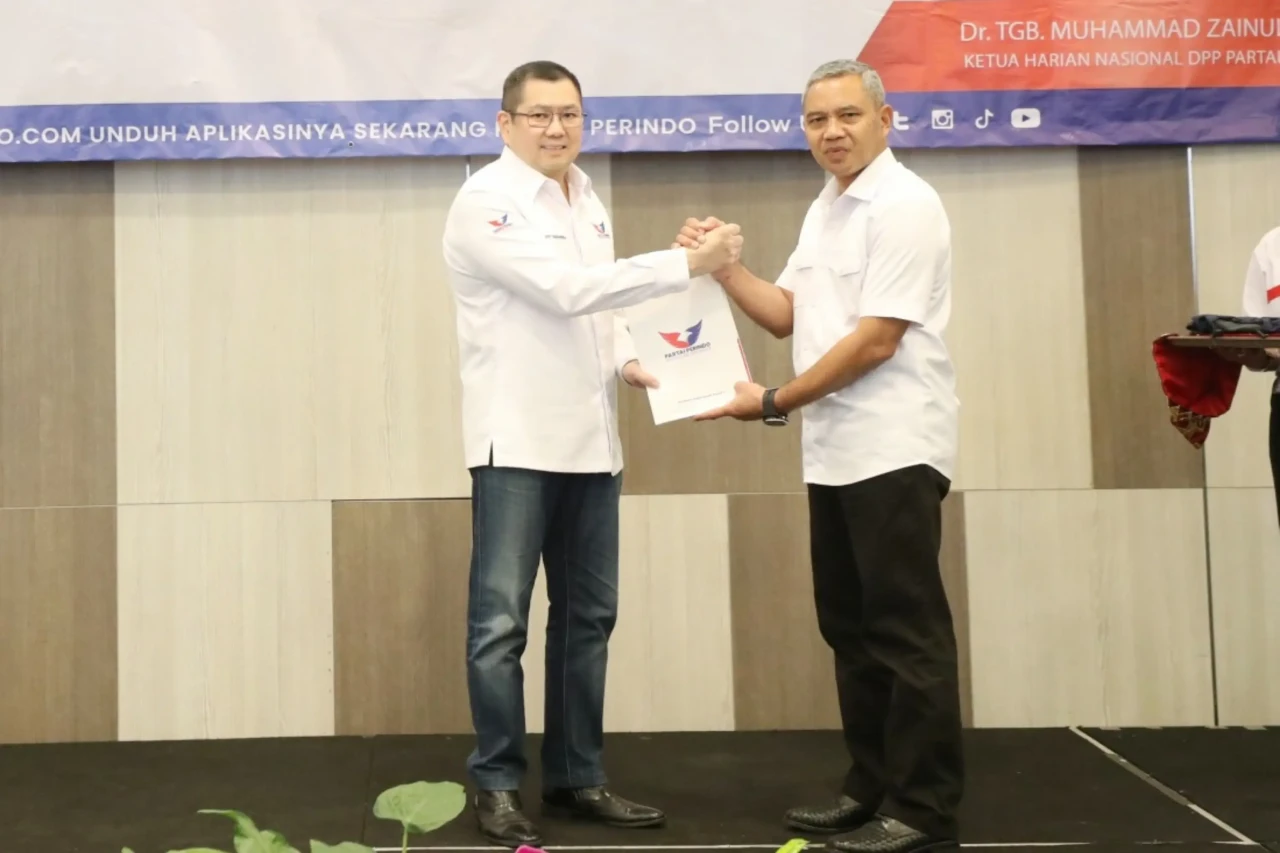HT Lantik Ketua DPW...