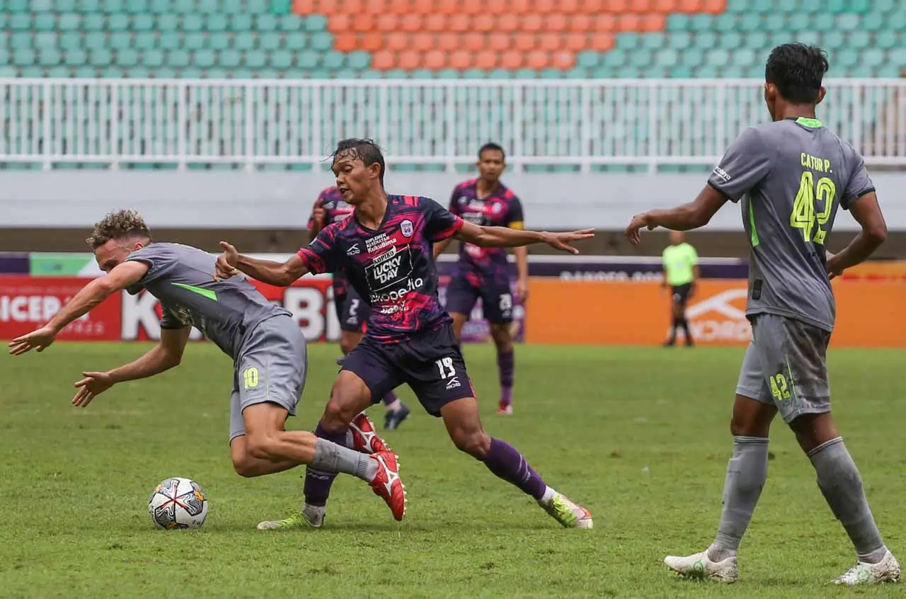 Rans Nusantara FC Tahan...