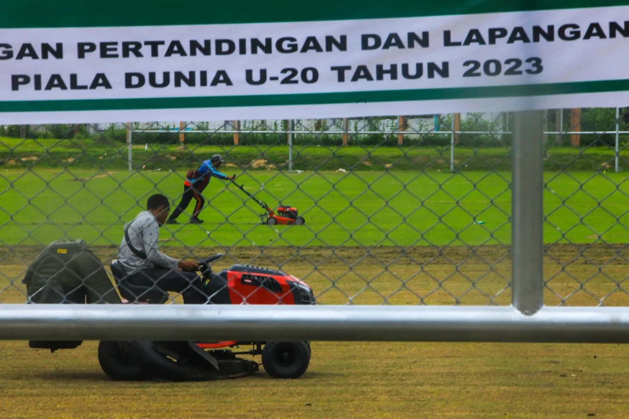 Perawatan 5 Lapangan...