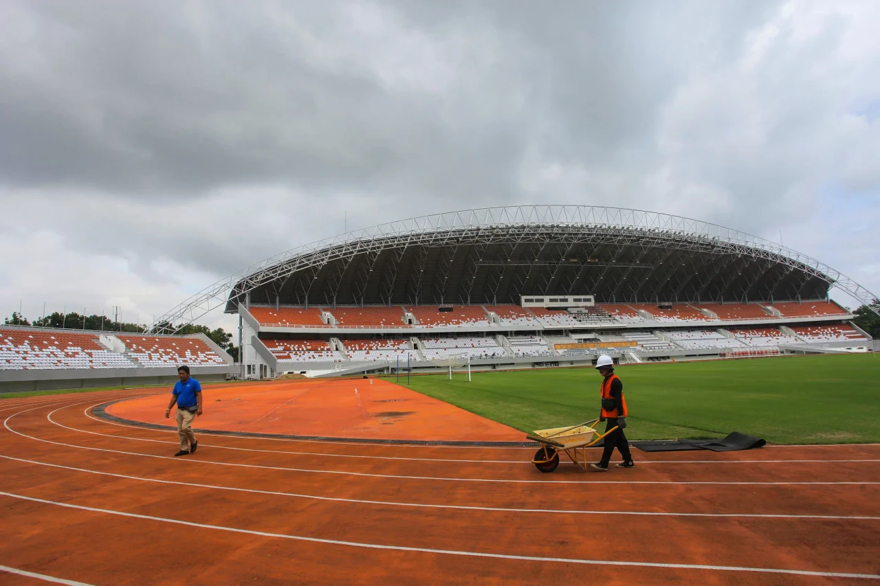 Perawatan 5 Lapangan...