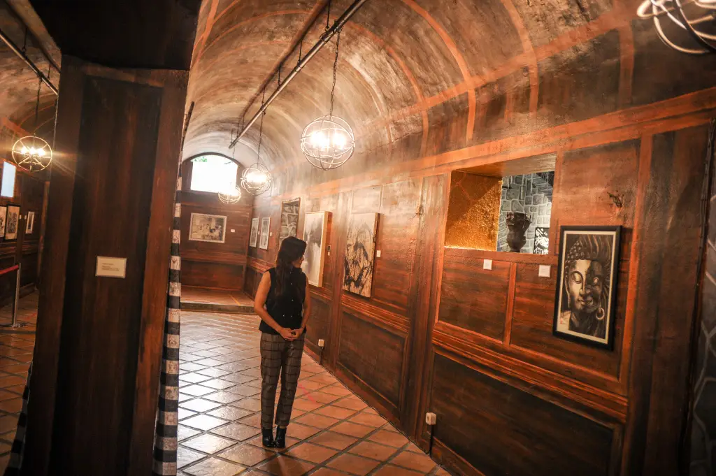 Mengunjungi Pameran...
