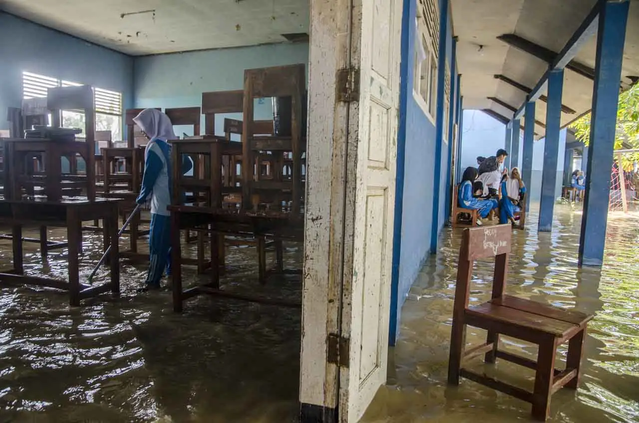 Sekolah Terdampak Banjir...