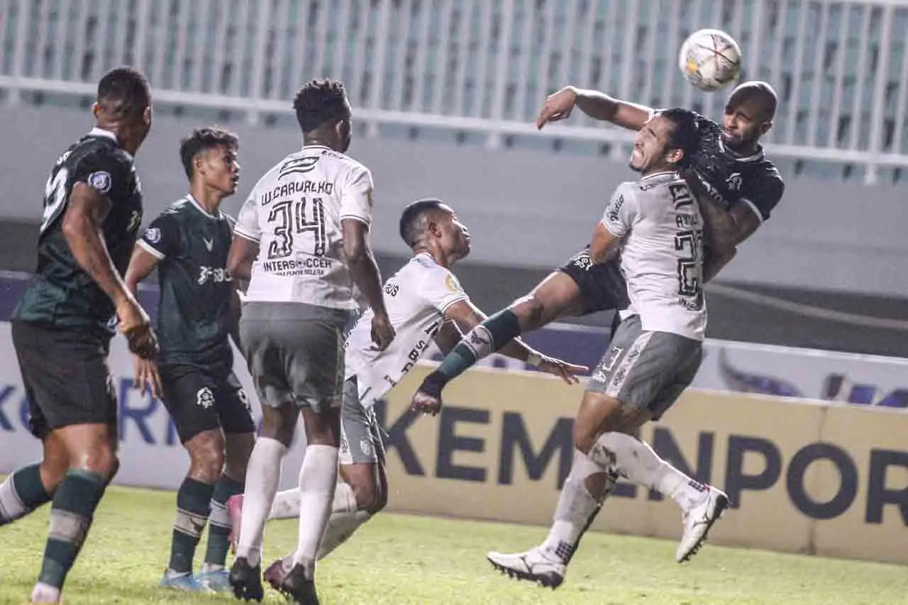 Persikabo 1973 Kalahkan...
