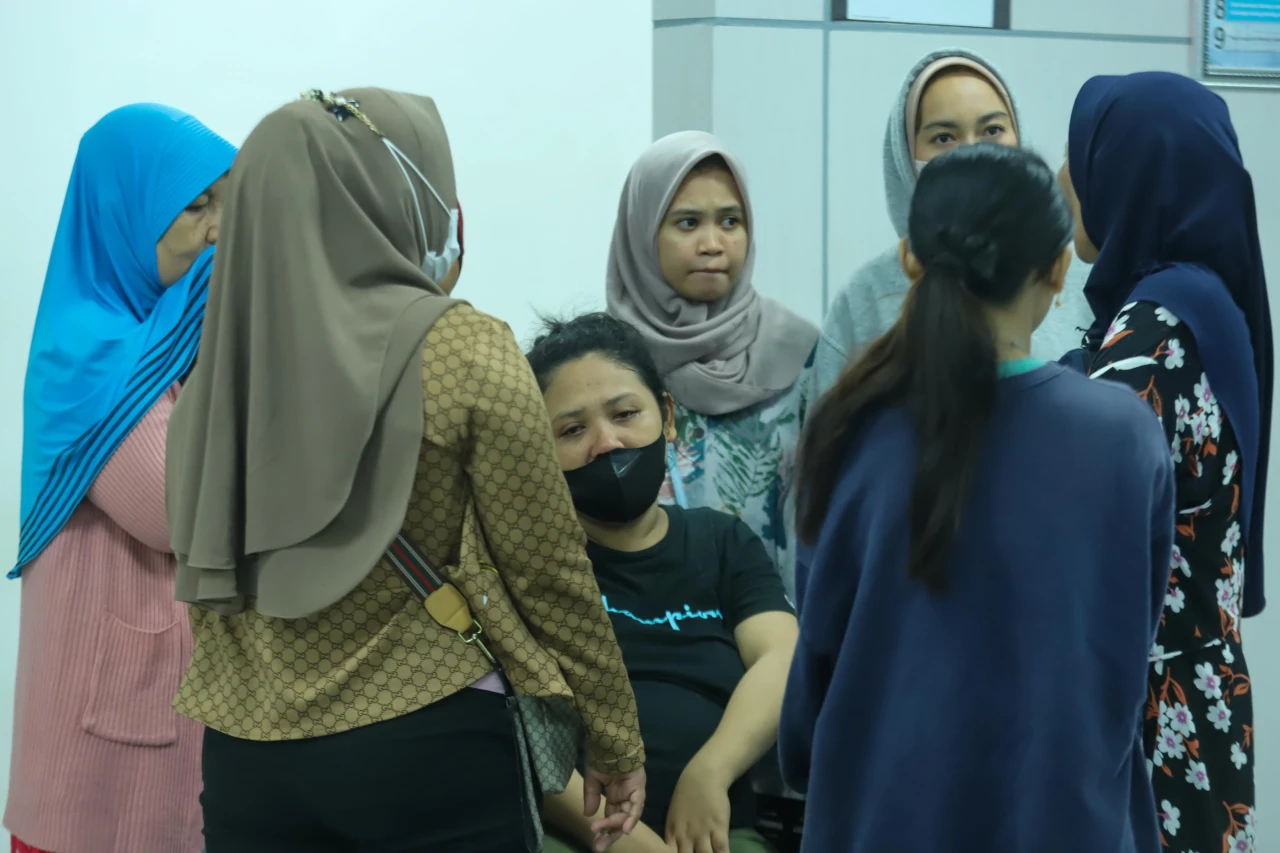 Tangis Histeris Keluarga...