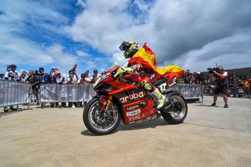 Alvaro Bautista Juara...