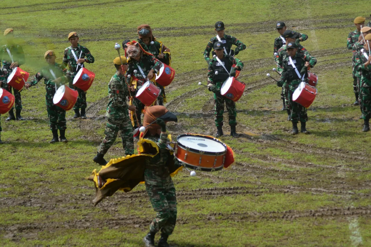 Atraksi Drumband hingga...