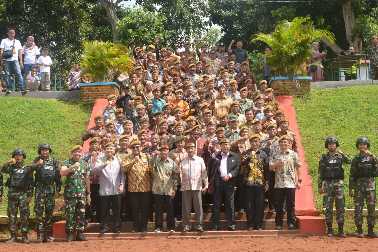 Atraksi Drumband hingga...