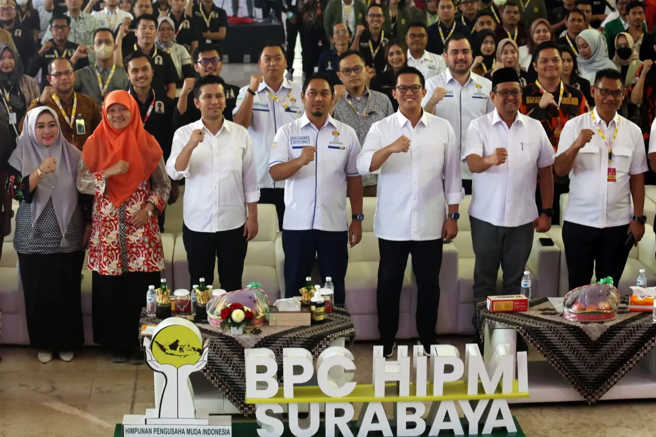 Forum Bisnis HIPMI Surabaya,...