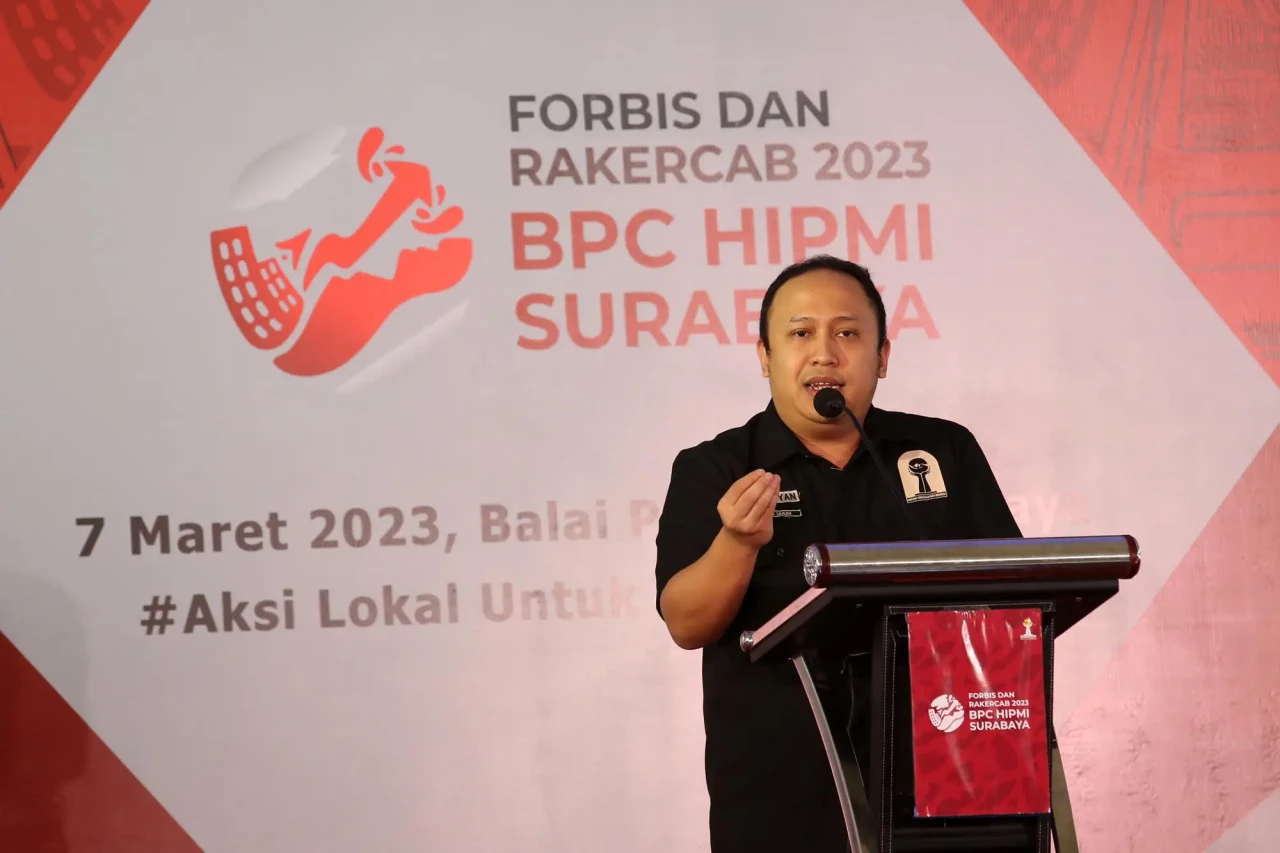 Forum Bisnis HIPMI Surabaya,...