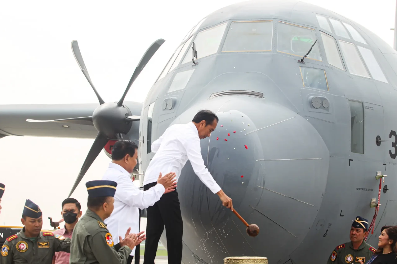 Presiden Jokowi Hadiri...