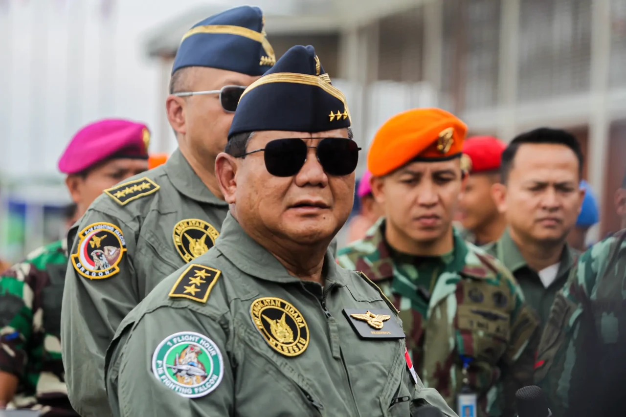 Menhan Prabowo Terima...