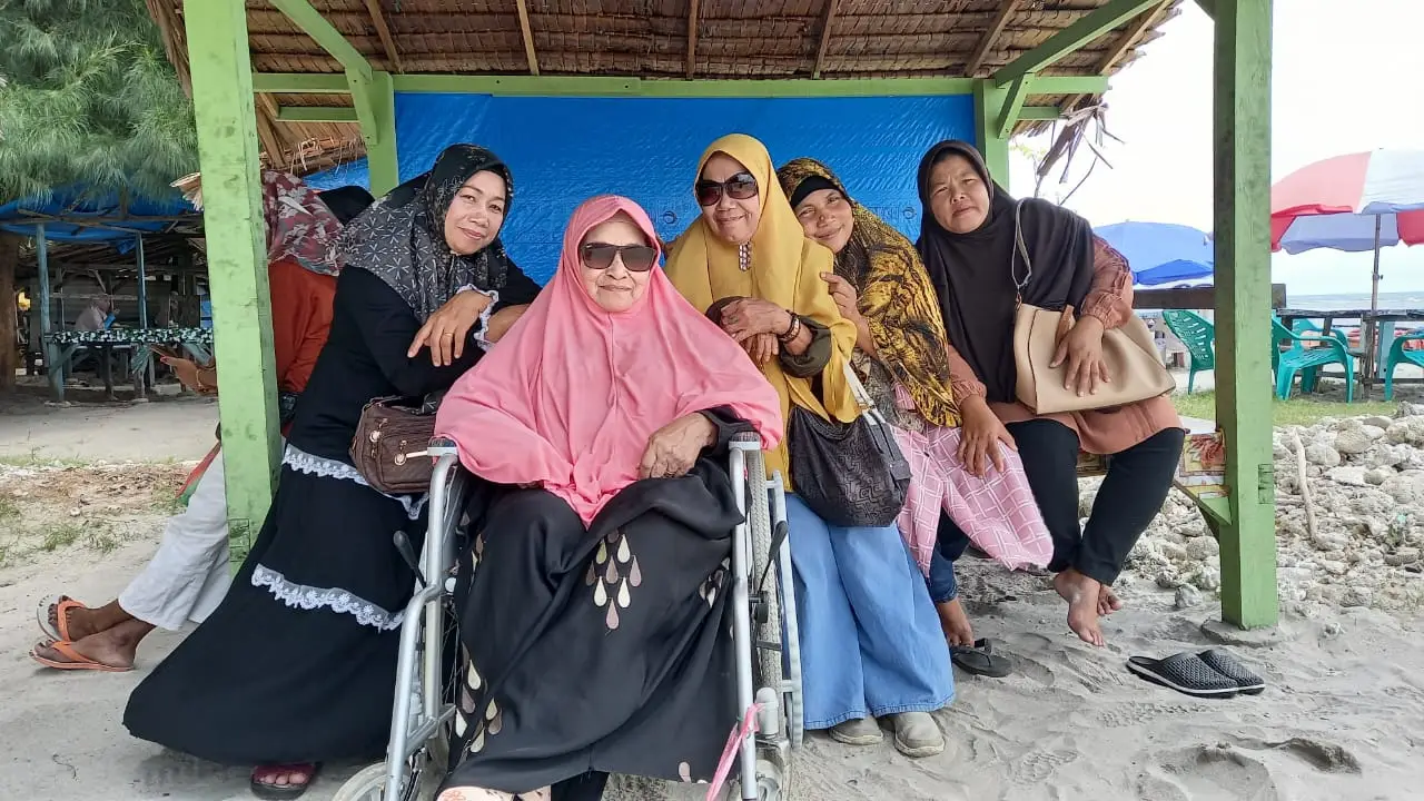 Pesona Pantai Pasia...