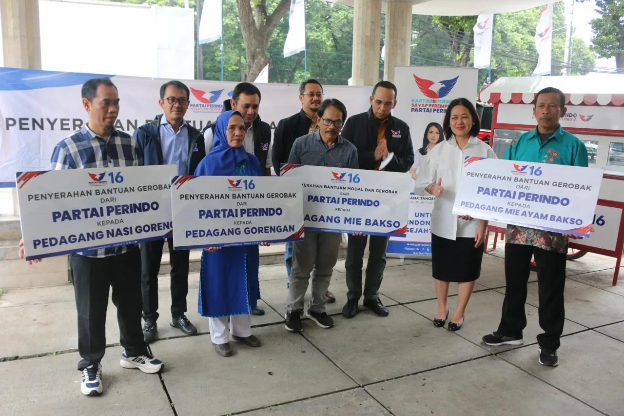 TGB Serahkan Bantuan...