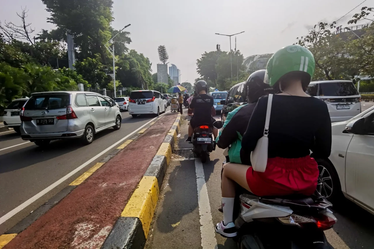 Macet Parah, Para BLINK...